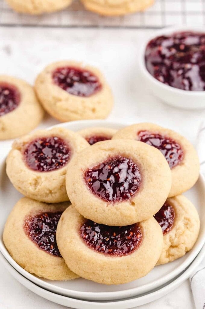 Thumbprint Cookies on a plate featured image