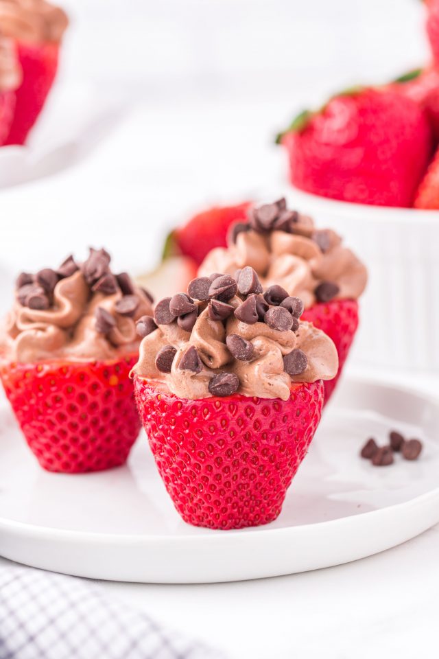 Chocolate Cheesecake Stuffed Strawberries - Princess Pinky Girl