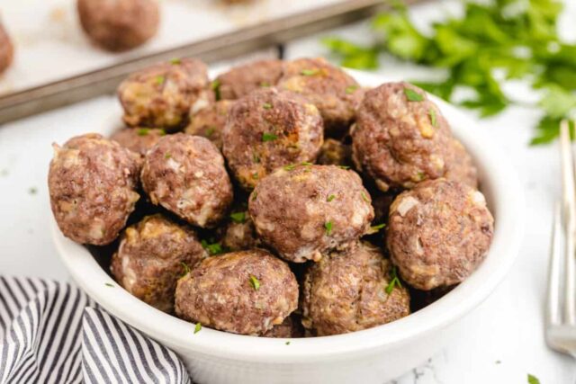 Oven Baked Meatballs Recipe - Princess Pinky Girl