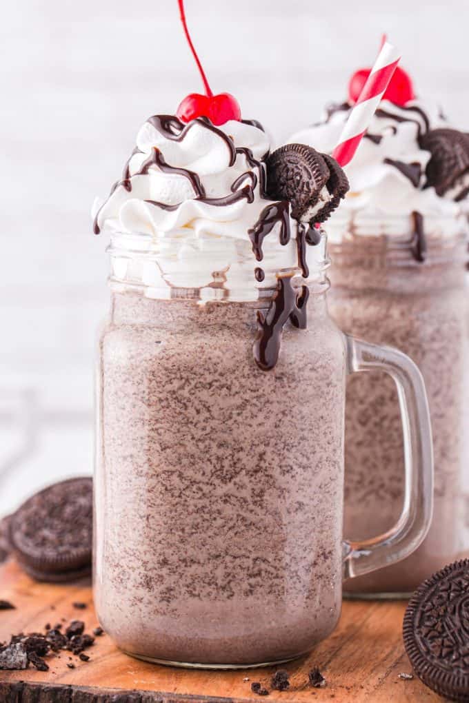 oreo milkshake hero image