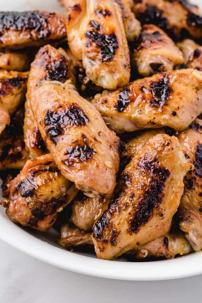 grilled chicken wings hero image