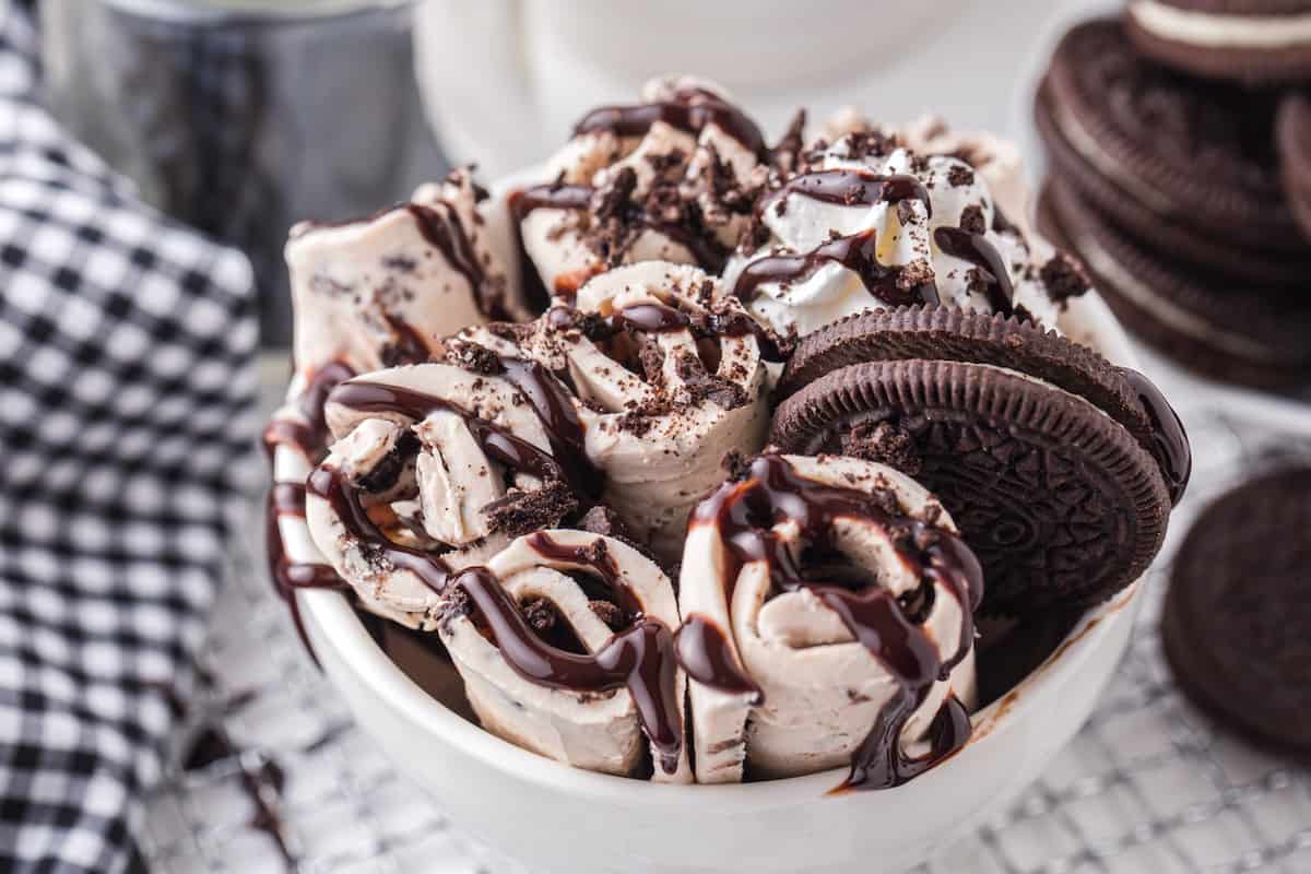 Rolled Ice Cream With Oreos