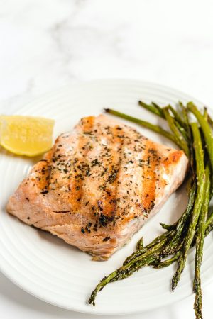 Grilled Salmon (Ready in 15-Minutes) - Princess Pinky Girl