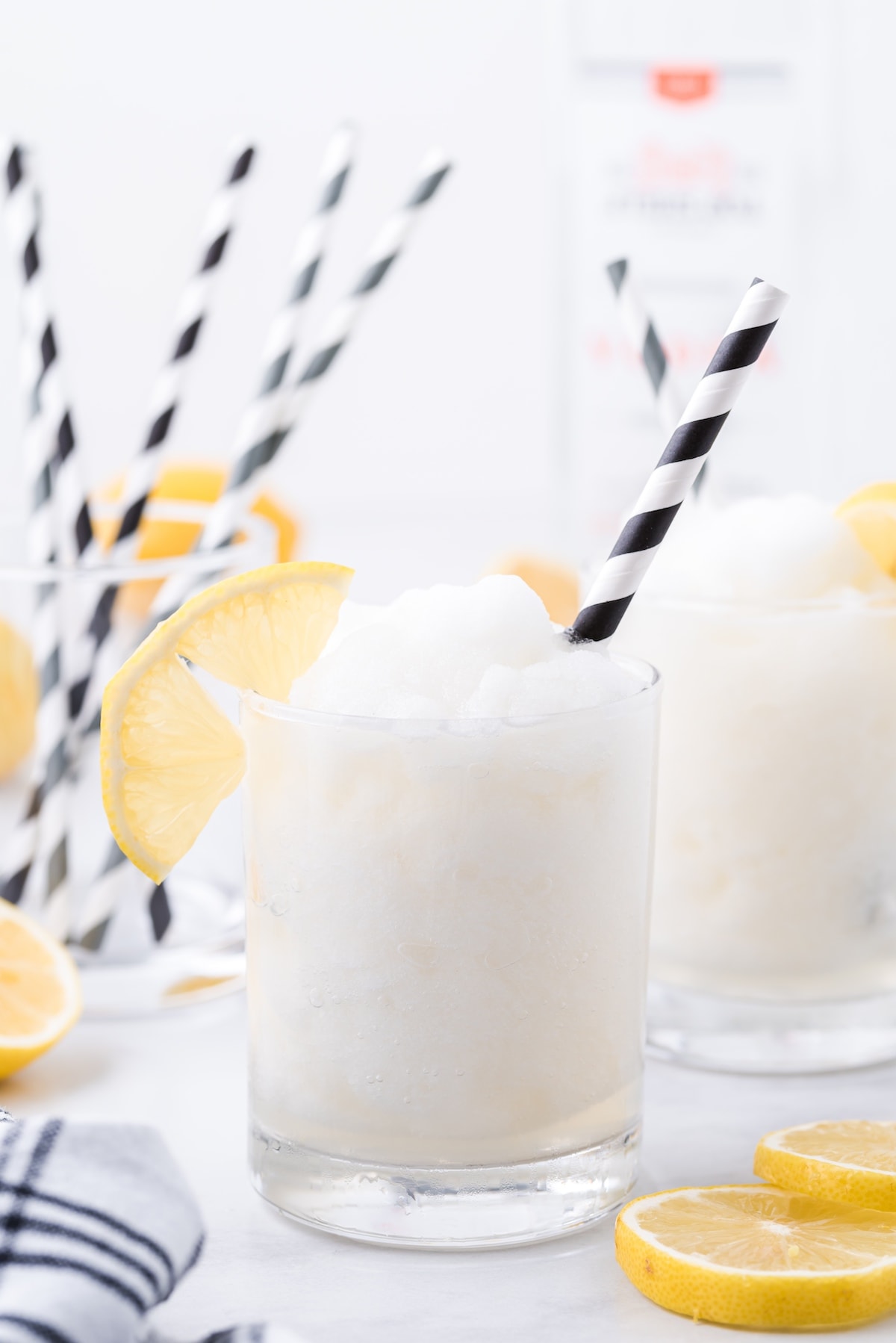 alcoholic frozen lemonade in a glass