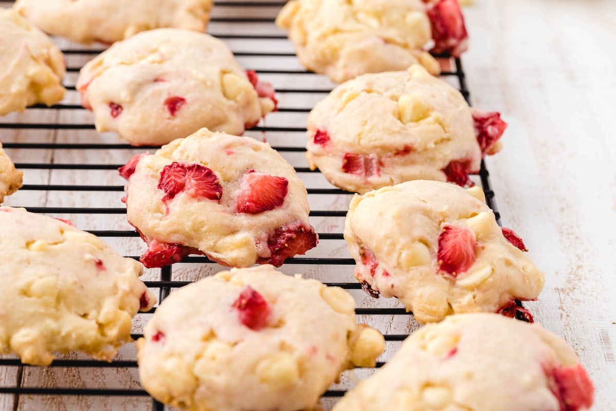 cream cheese strawberry cookies on top of cooling rack