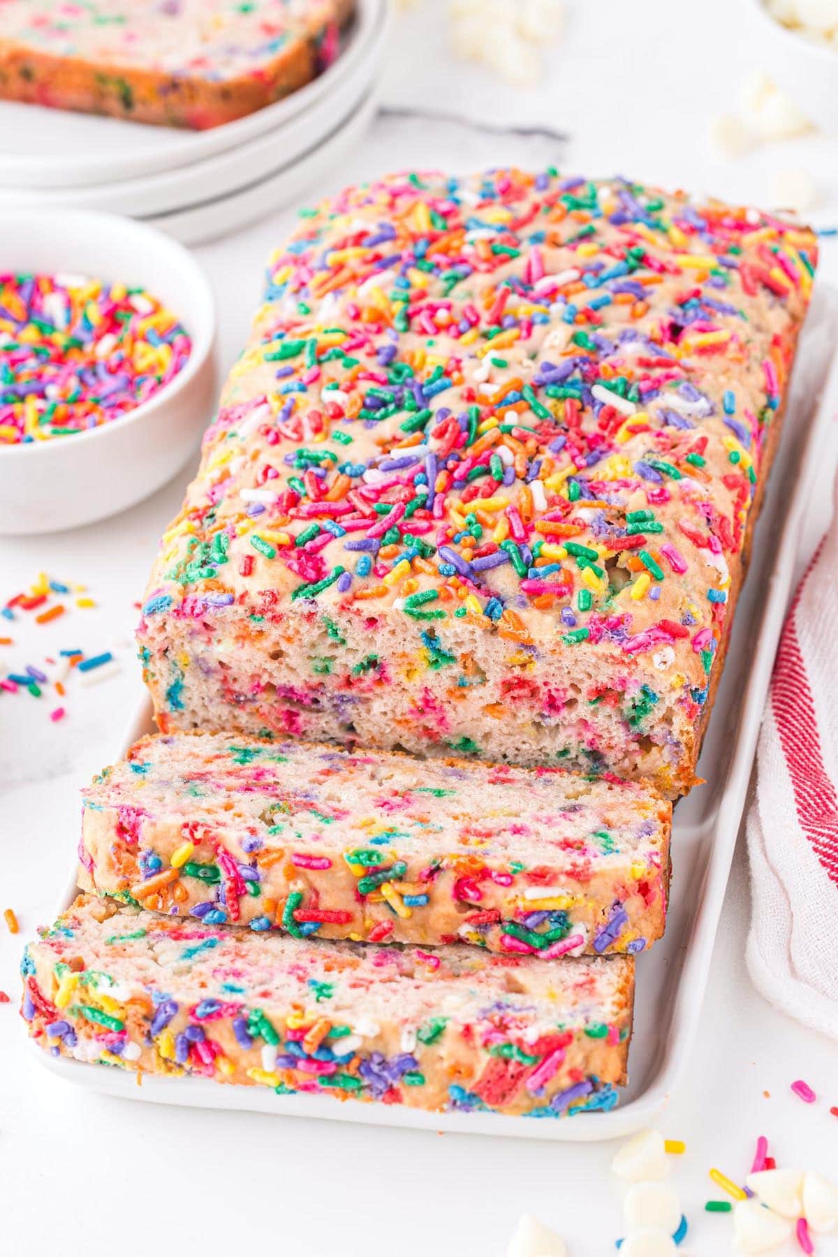 A cake sitting on top of a table