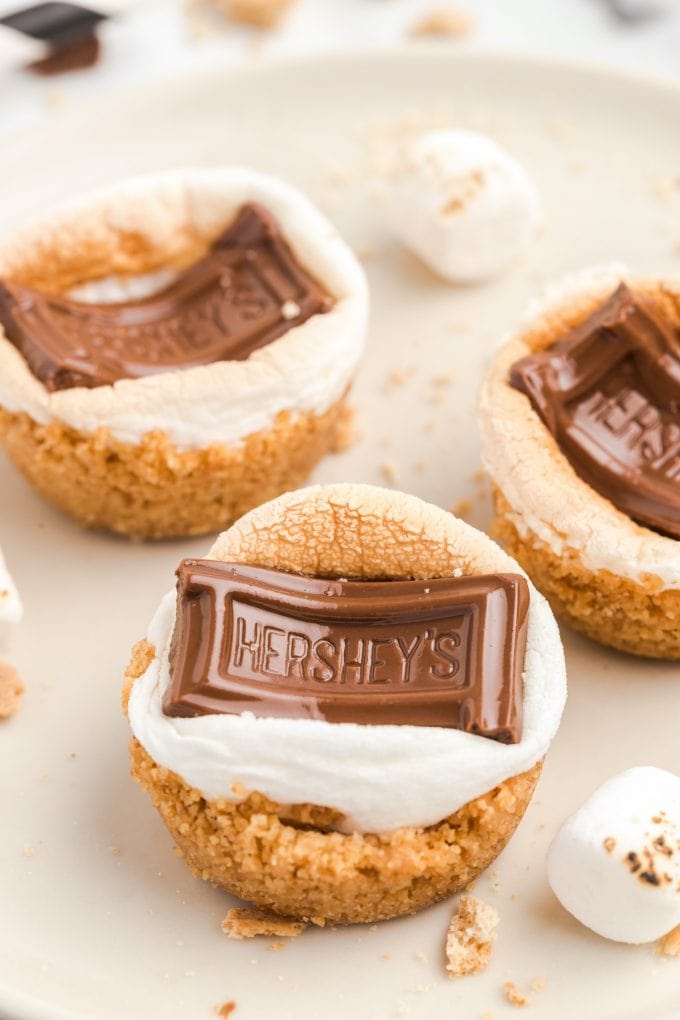 smores bites with Hershey’s chocolate on top