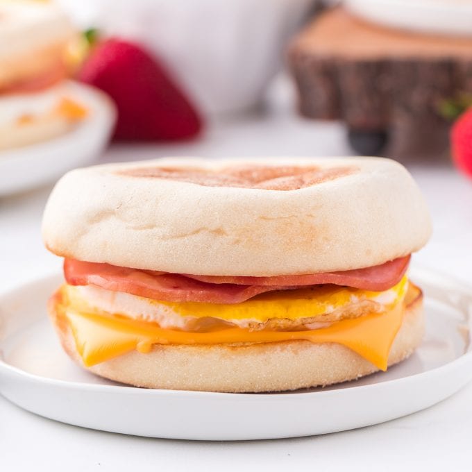 Homemade Egg McMuffins (Copycat Recipe) - Princess Pinky Girl