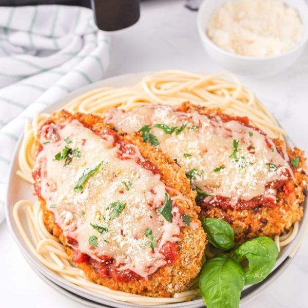 cropped-Air-Fryer-Chicken-Parmesan-19square.jpg