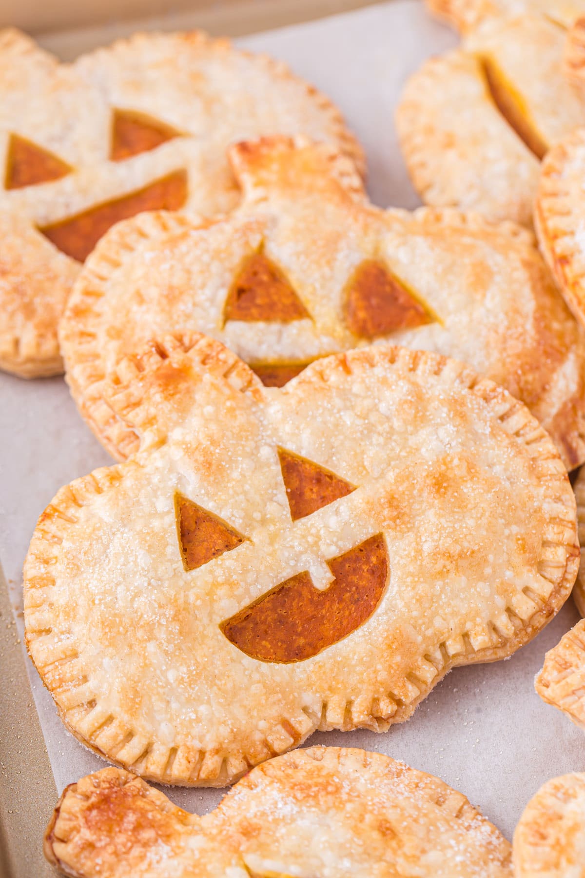 pumpkin hand pies for halloween