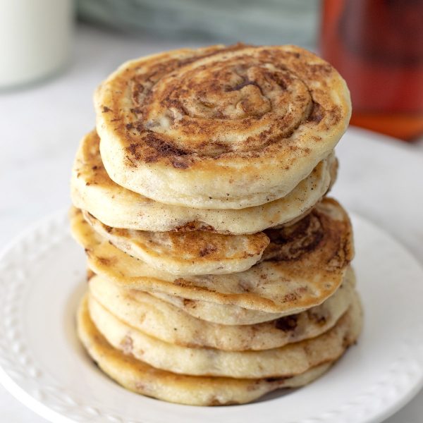 cinnamon roll pancakes featured image