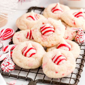 candy cane kiss cookies featured
