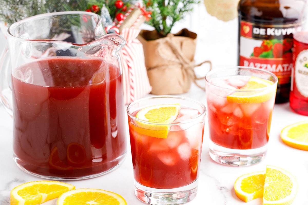 christmas morning punch served with orange slices