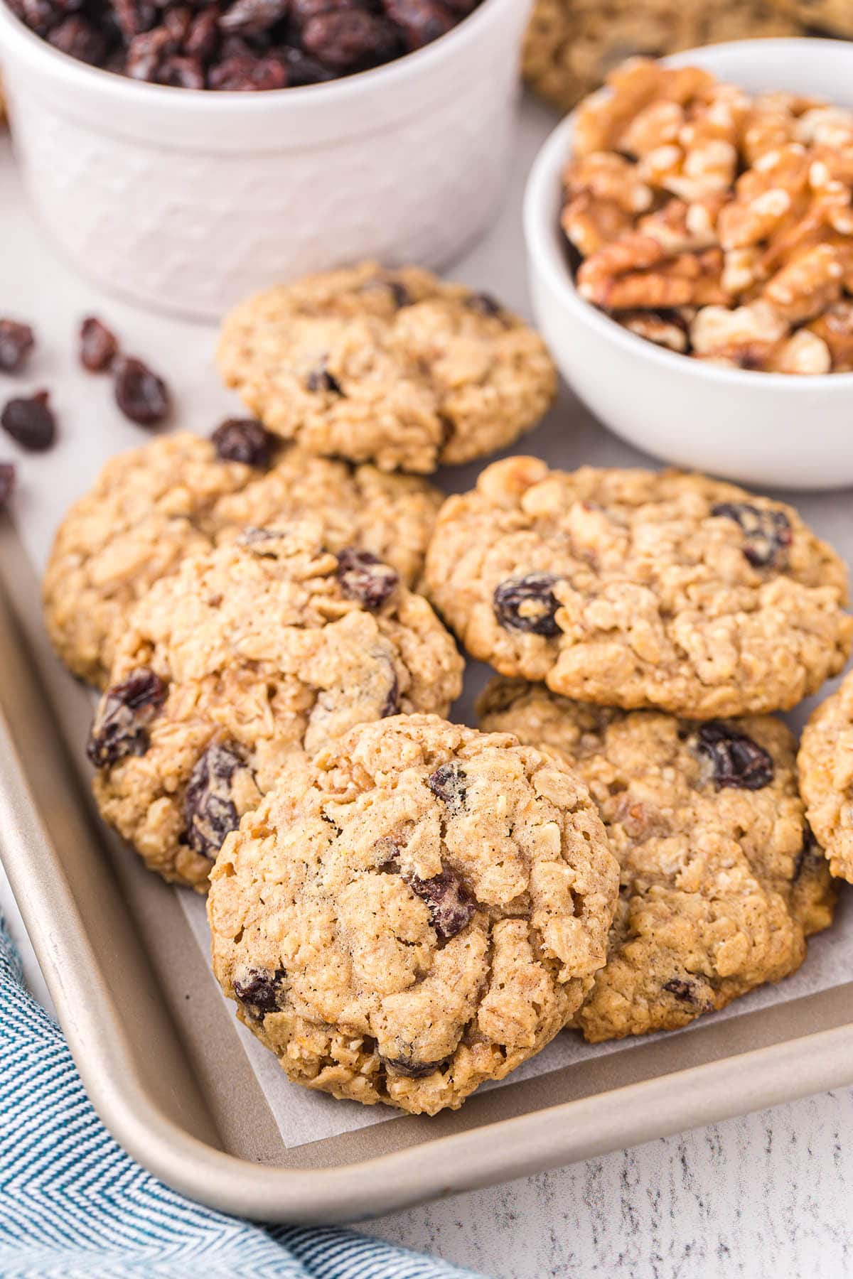 A box filled with different types of food on a plate, with Cookie and Oatmeal