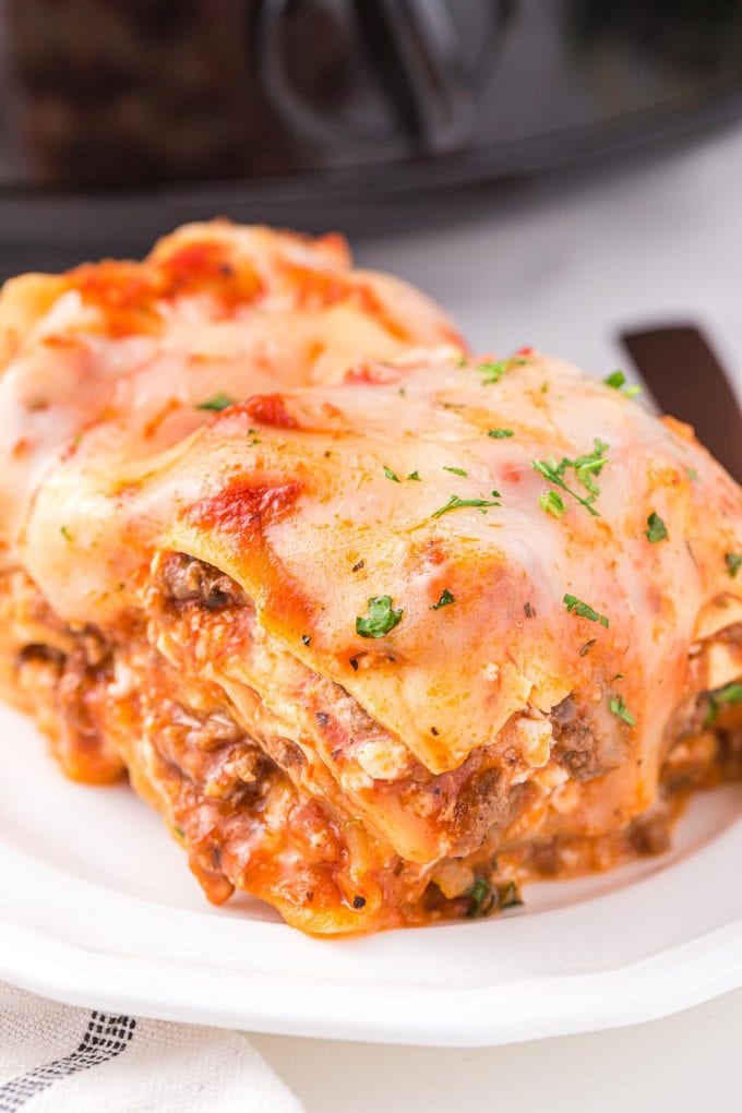 Easy Crock Pot Lasagna Recipe - Princess Pinky Girl