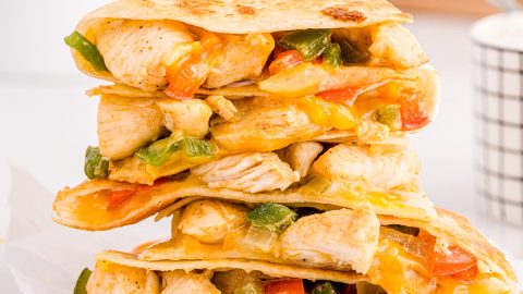 https://princesspinkygirl.com/wp-content/uploads/2022/01/fajita-quesadilla-36SQ1200-480x270.jpg