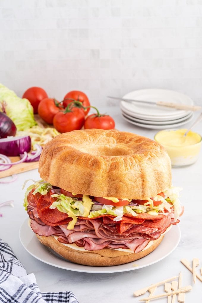 Giant Party Sub (Bundtwich) - Princess Pinky Girl