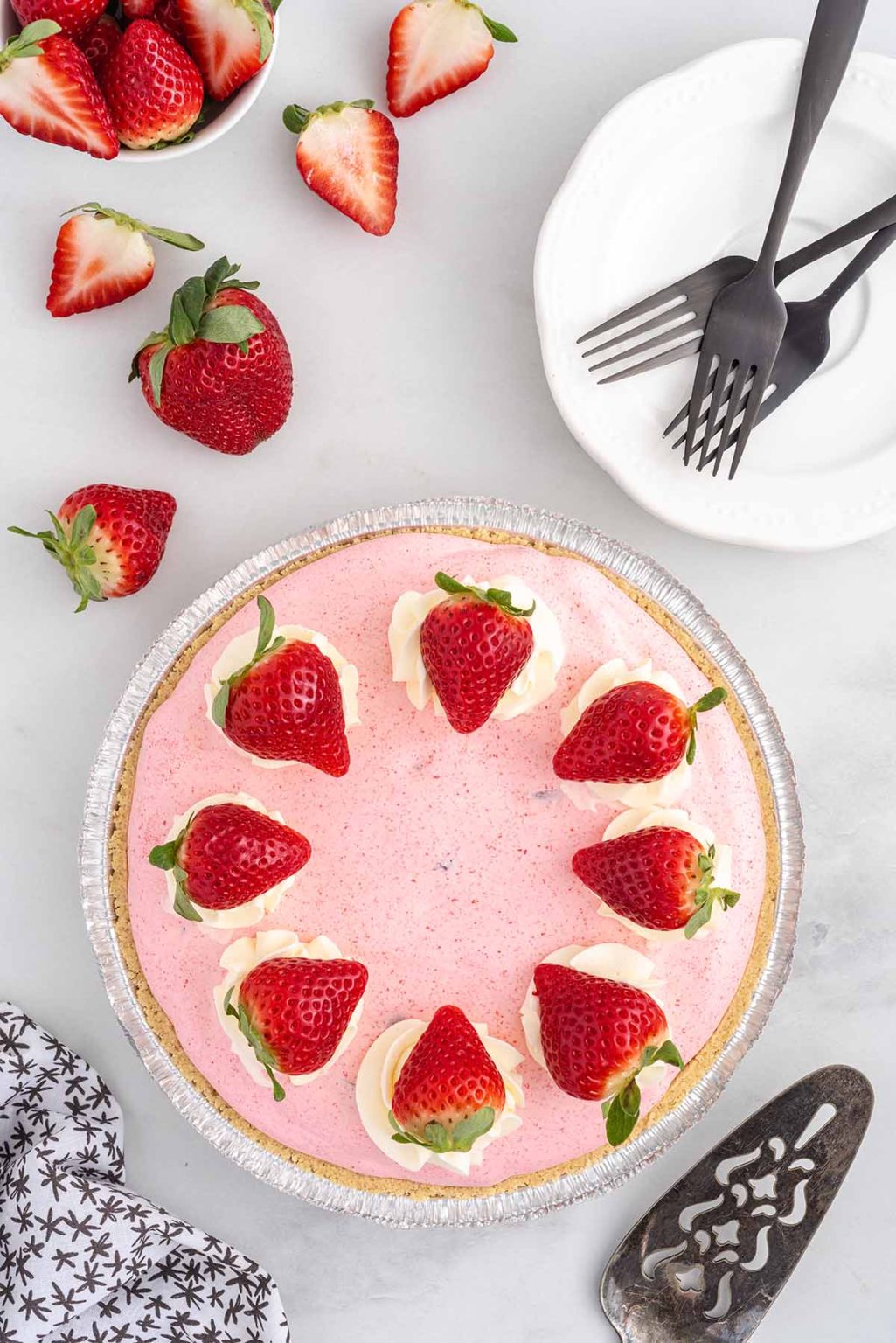 Strawberry Cool Whip Pie - Princess Pinky Girl