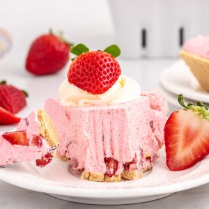 strawberry cool whip pie featured image