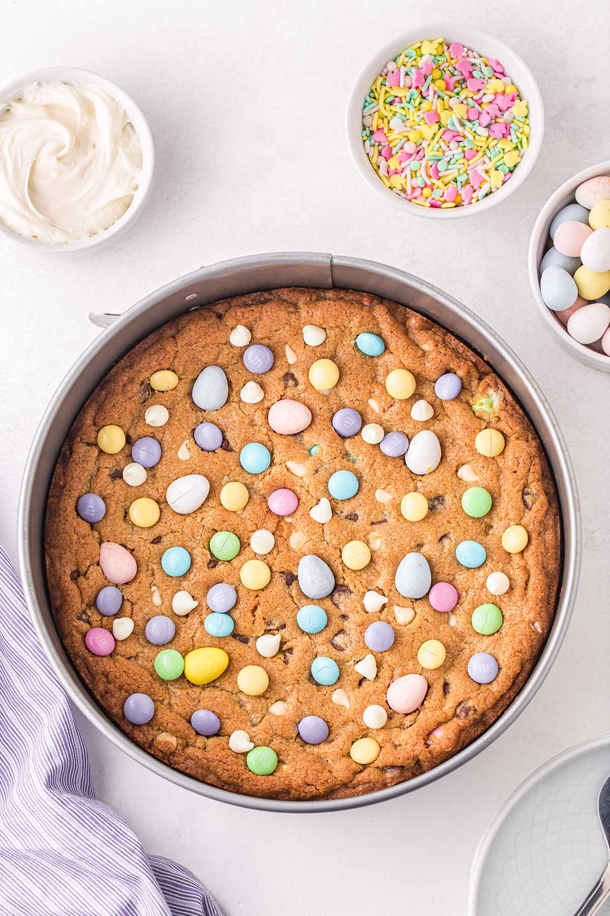 baked easter cookie cake