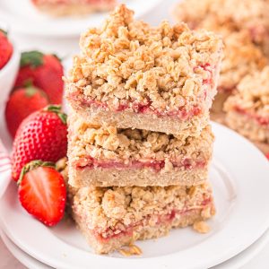 strawberry oatmeal bars featured image
