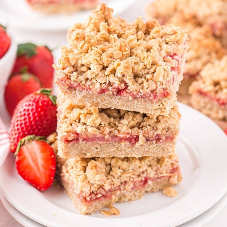 strawberry oatmeal bars featured image