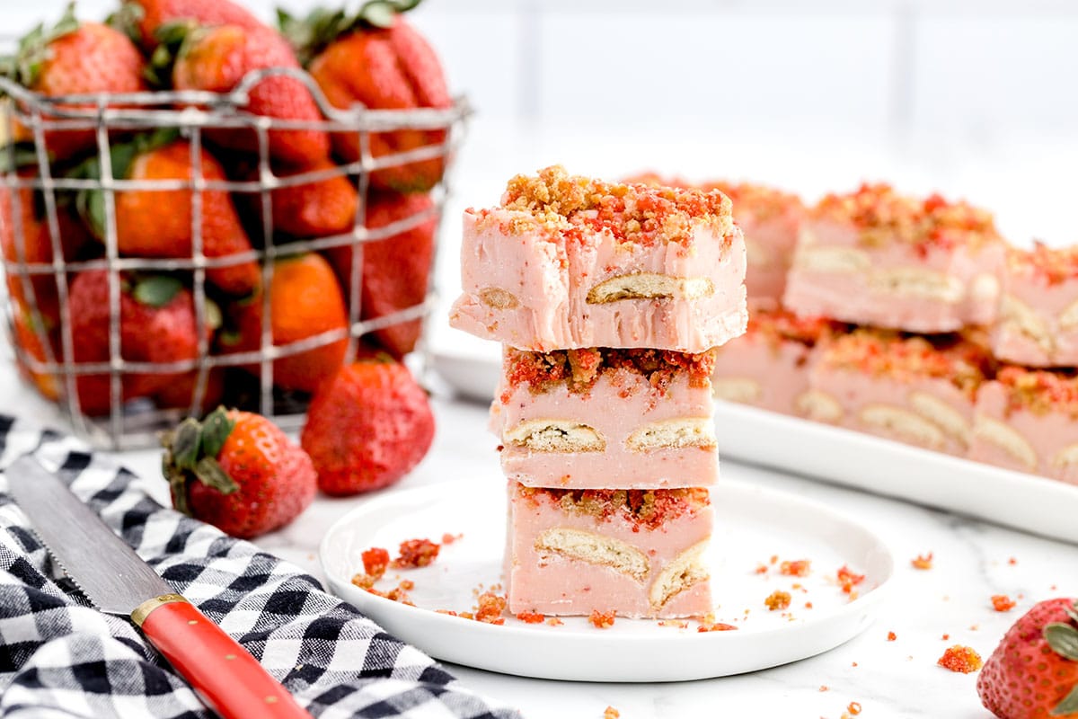 Strawberry shortcake fudge squares stacked