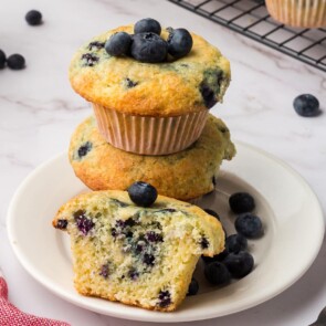 blueberry pancake muffins featured image