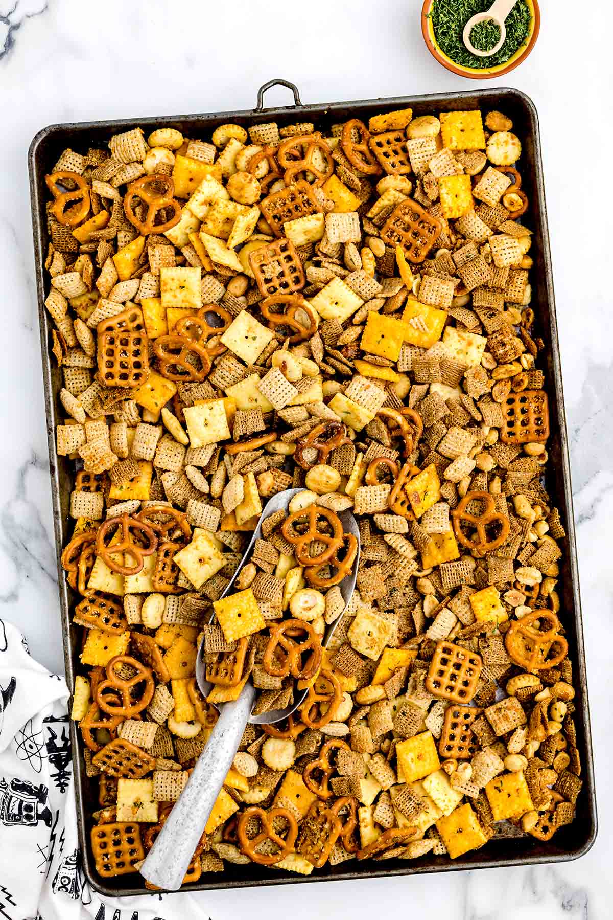 ranch chex mix hero image