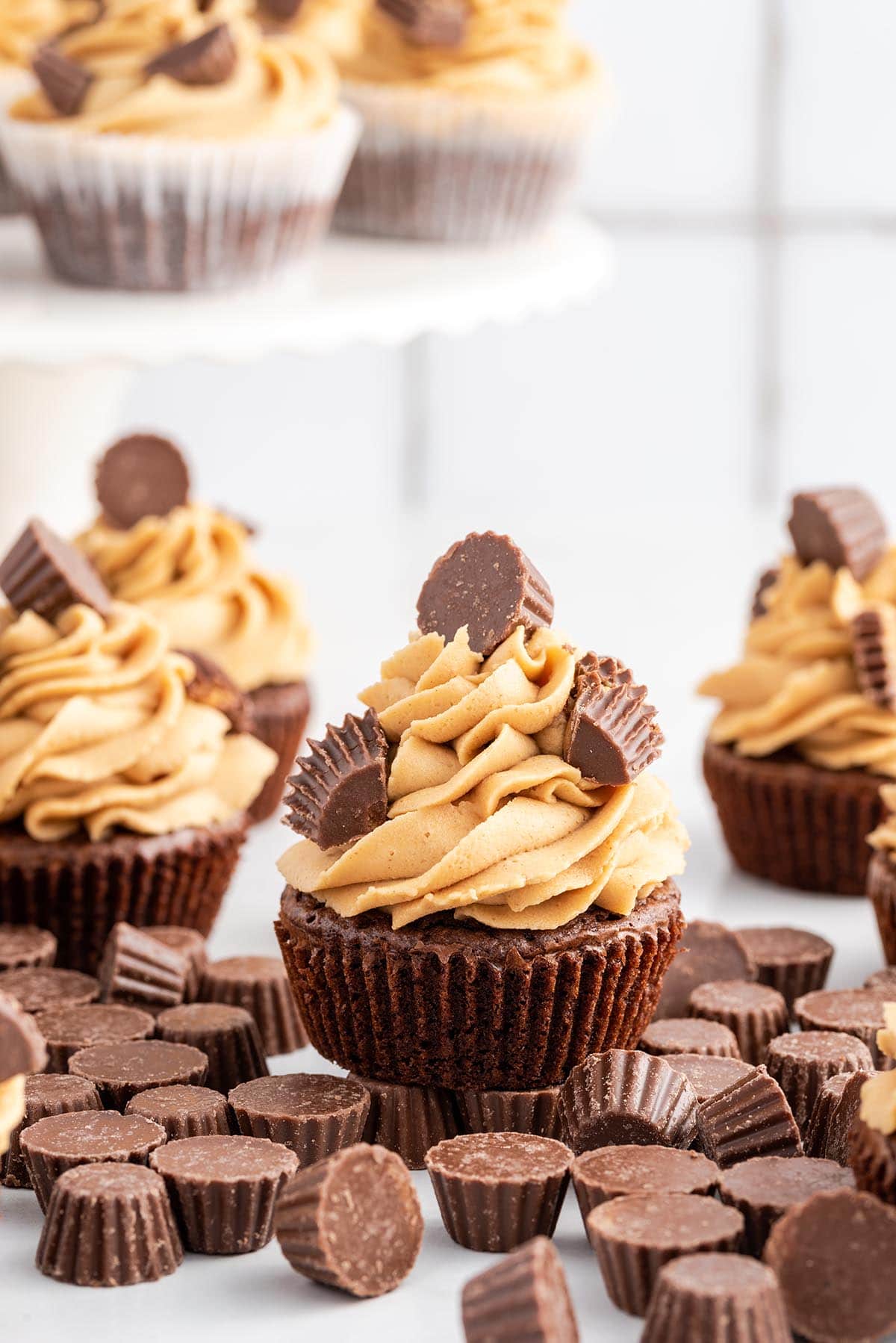 brownie cupcakes with mini reese's