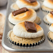 S'mores Cupcakes featured image