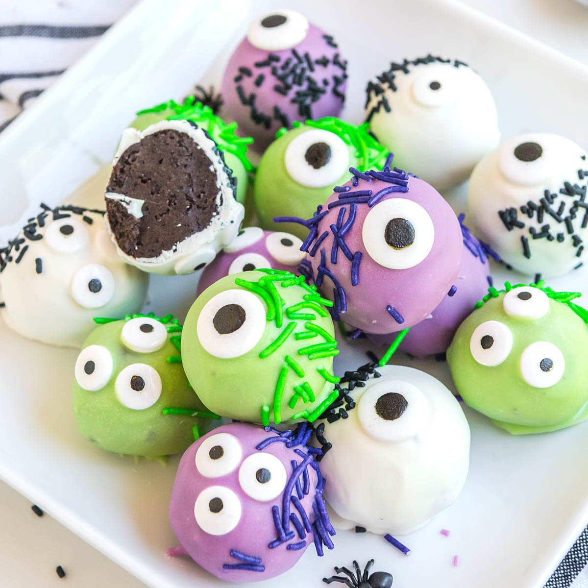Oreo truffle balls decorated for Halloween