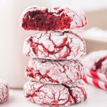 red velvet crinkle cookies featured image