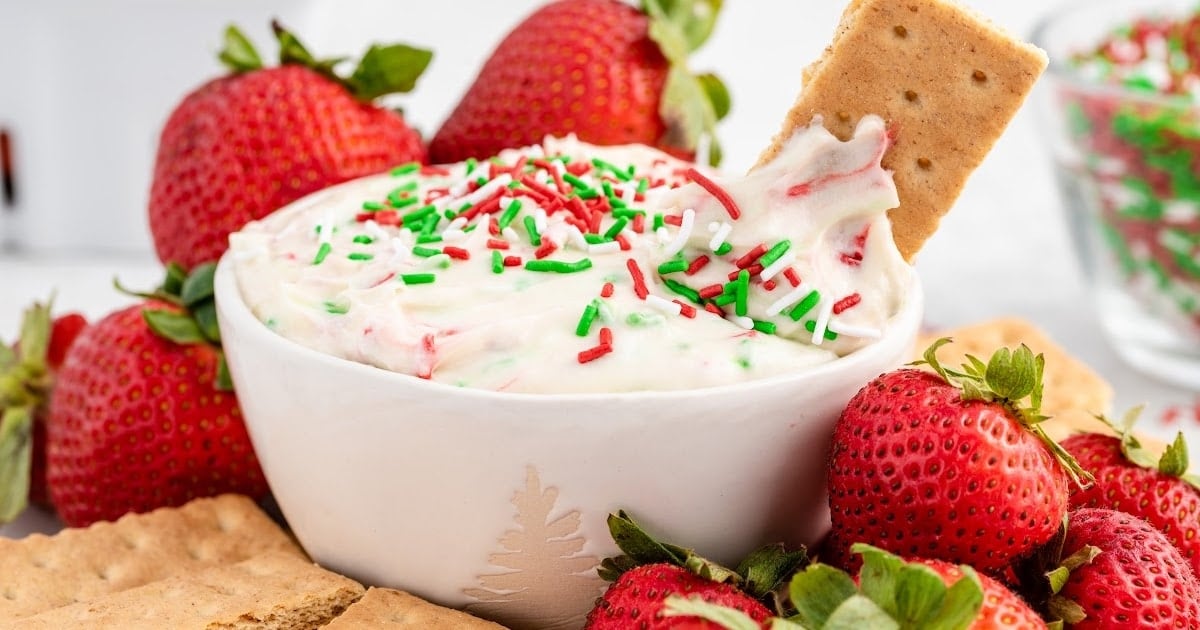 https://princesspinkygirl.com/wp-content/uploads/2022/11/christmas-sugar-cookie-dip-facebook.jpeg