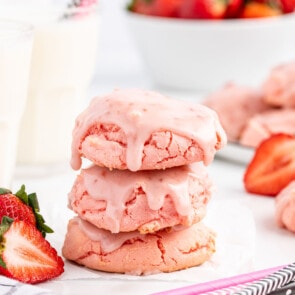 Strawberry Cookies featured image