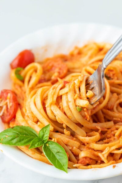 Tomato Basil Pasta - Princess Pinky Girl