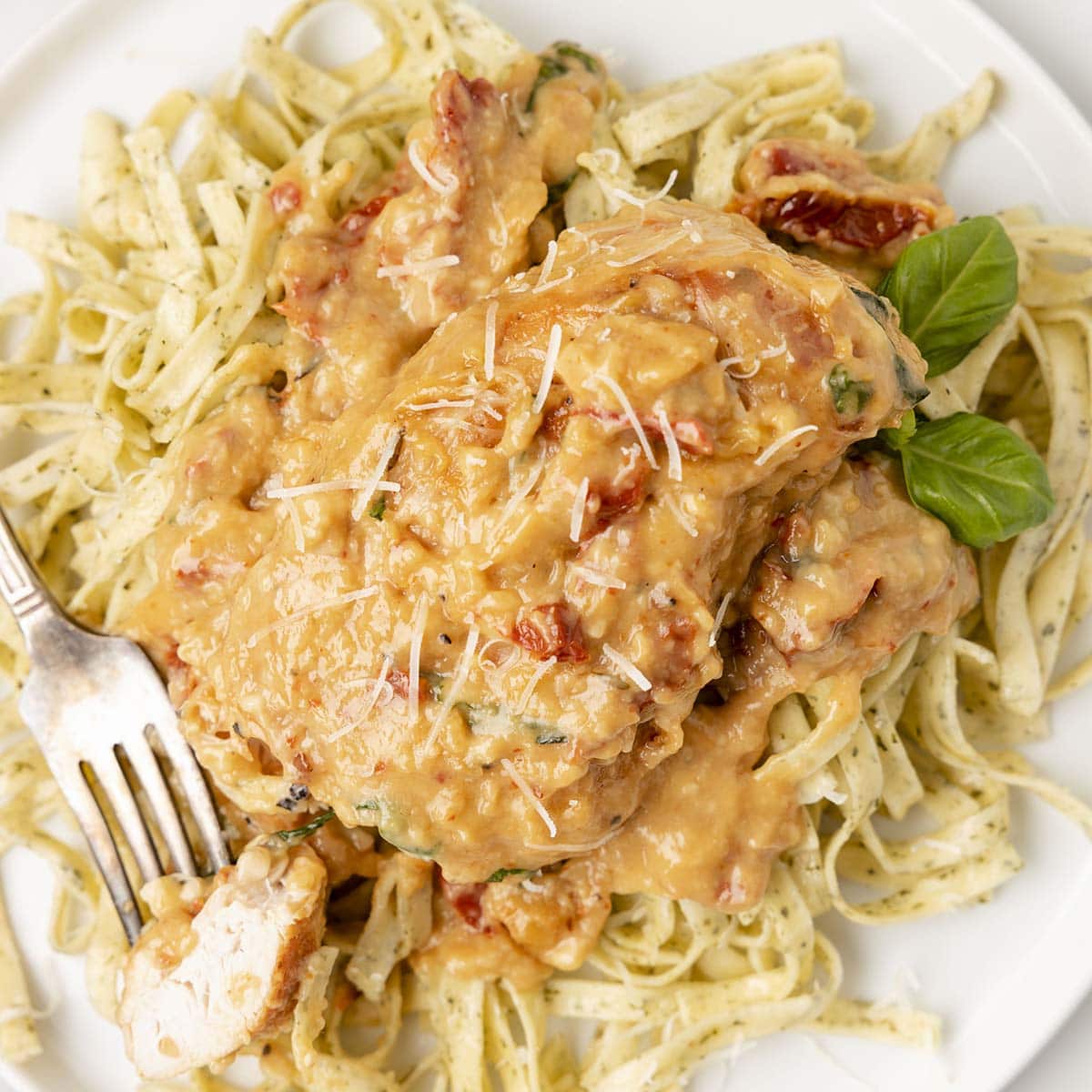 Crockpot Marry Me Chicken featured image