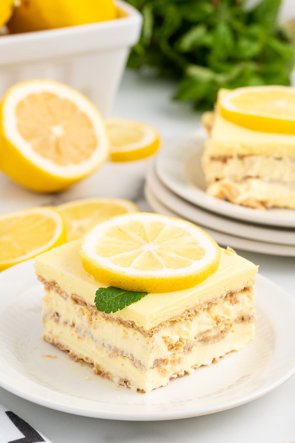 Lemon Eclair Cake hero image