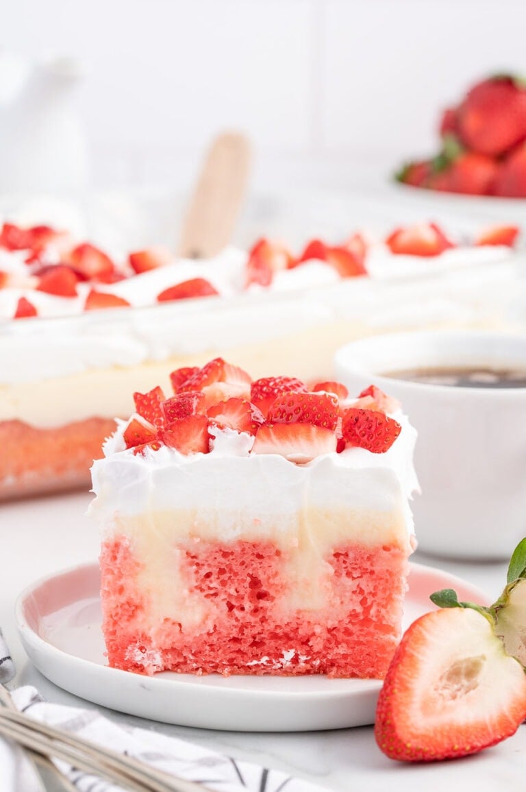 strawberry cheesecake poke cake 35hero