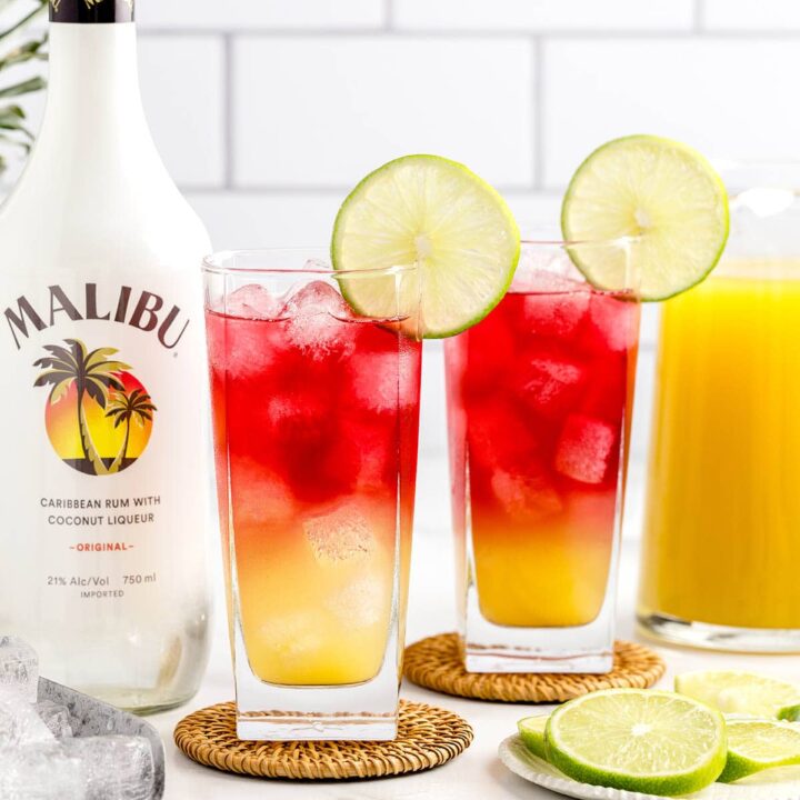 Malibu Bay Breeze (Easy Cocktail Recipe!) - Princess Pinky Girl