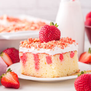 Strawberry Crunch Poke Cake featured image