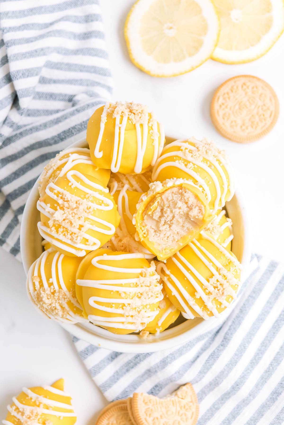 Lemon Oreo Truffles in a bowl