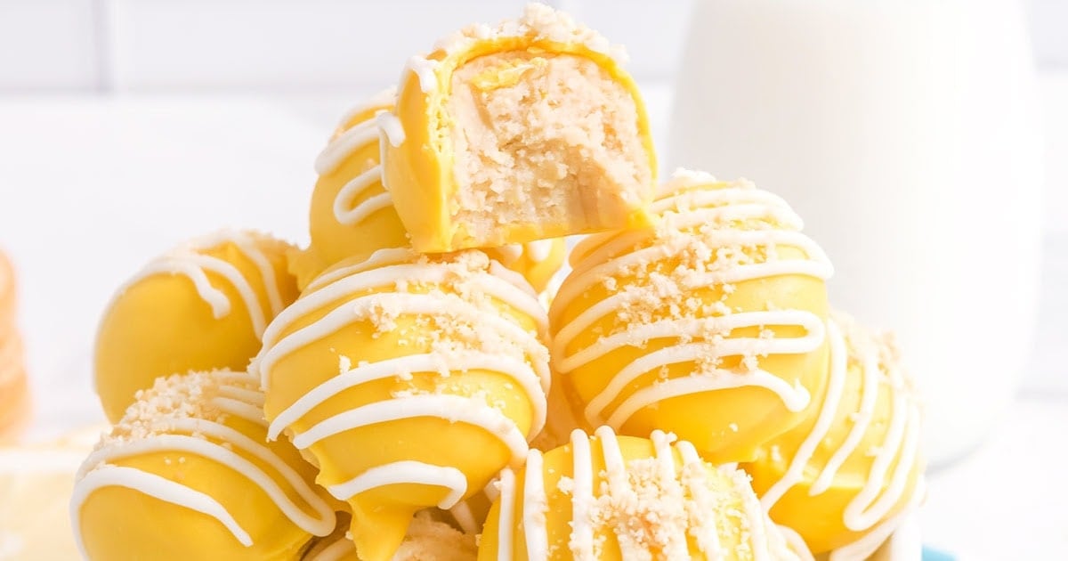 Lemon Oreo Truffles [princesspinkygirl.com]
