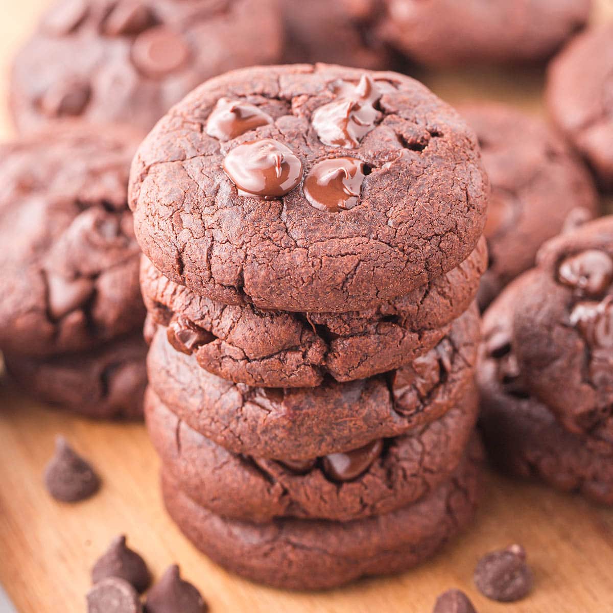 https://princesspinkygirl.com/wp-content/uploads/2023/12/Brownie-Mix-Cookies-20-of-25SQ1200.jpg