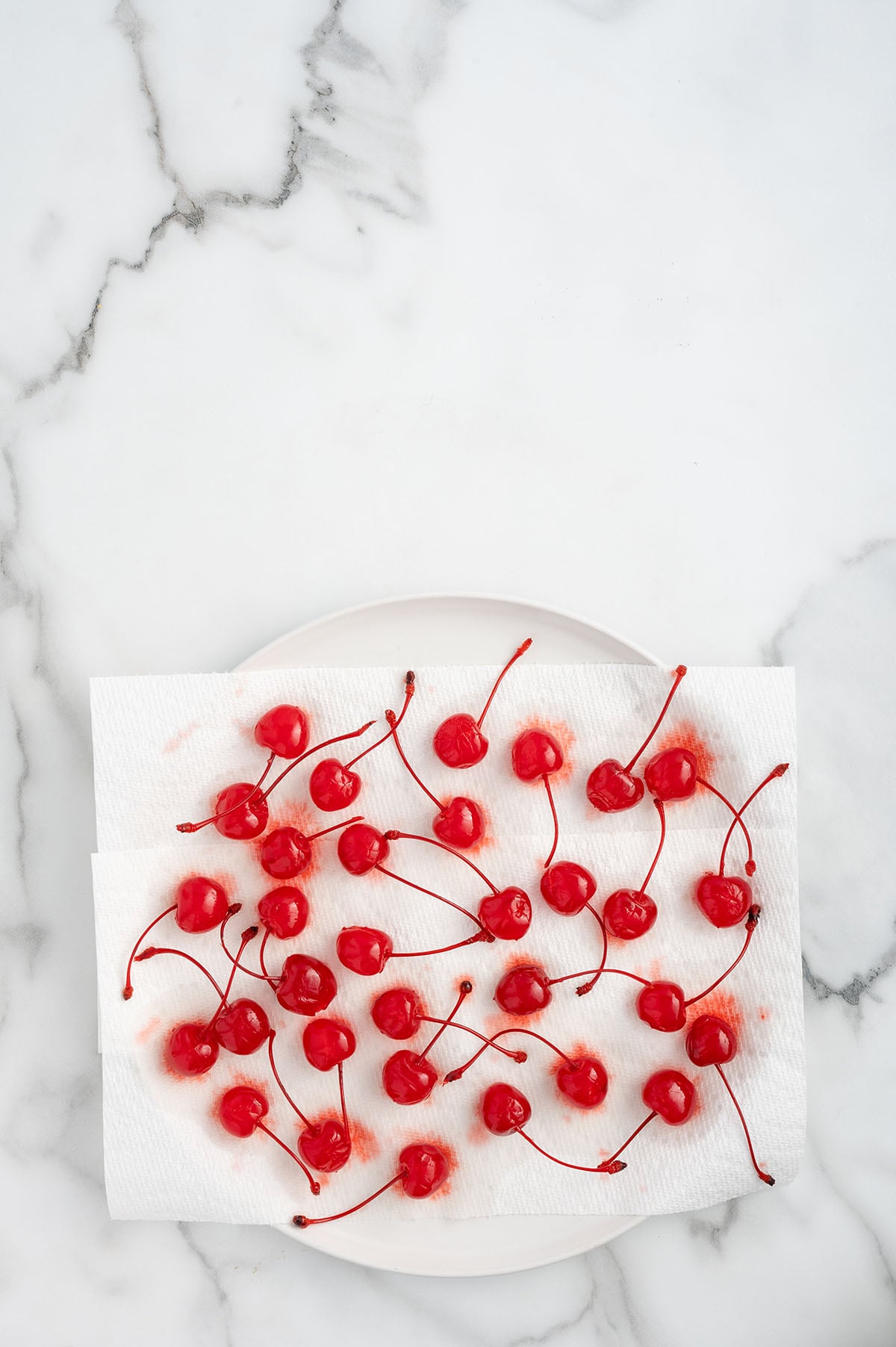 drying the cherries