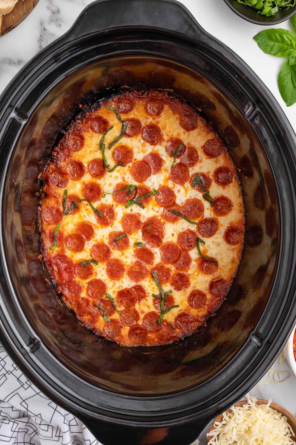 slow cooker pizza dip.