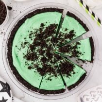 grasshopper pie sliced into a couple pieces.