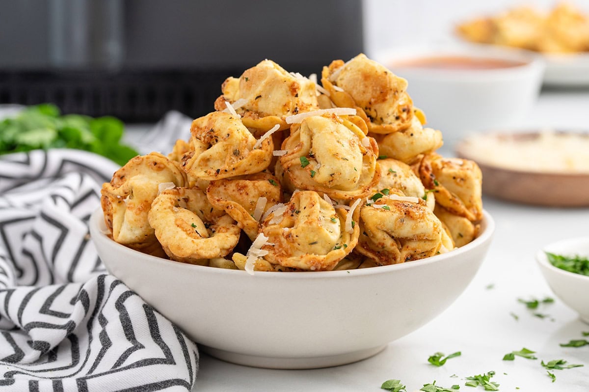 air fryer tortellini served in a bowl. 