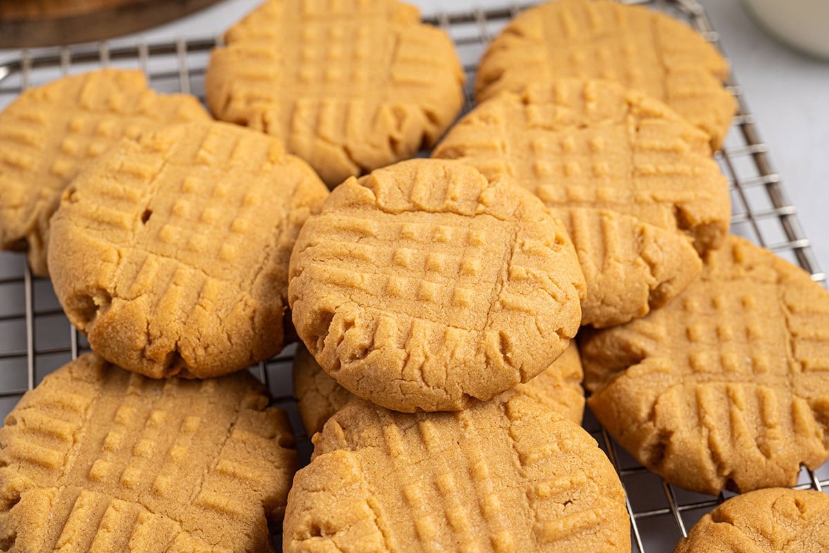 Golden cake mix  peanut butter cookies cooling on a wire rack.