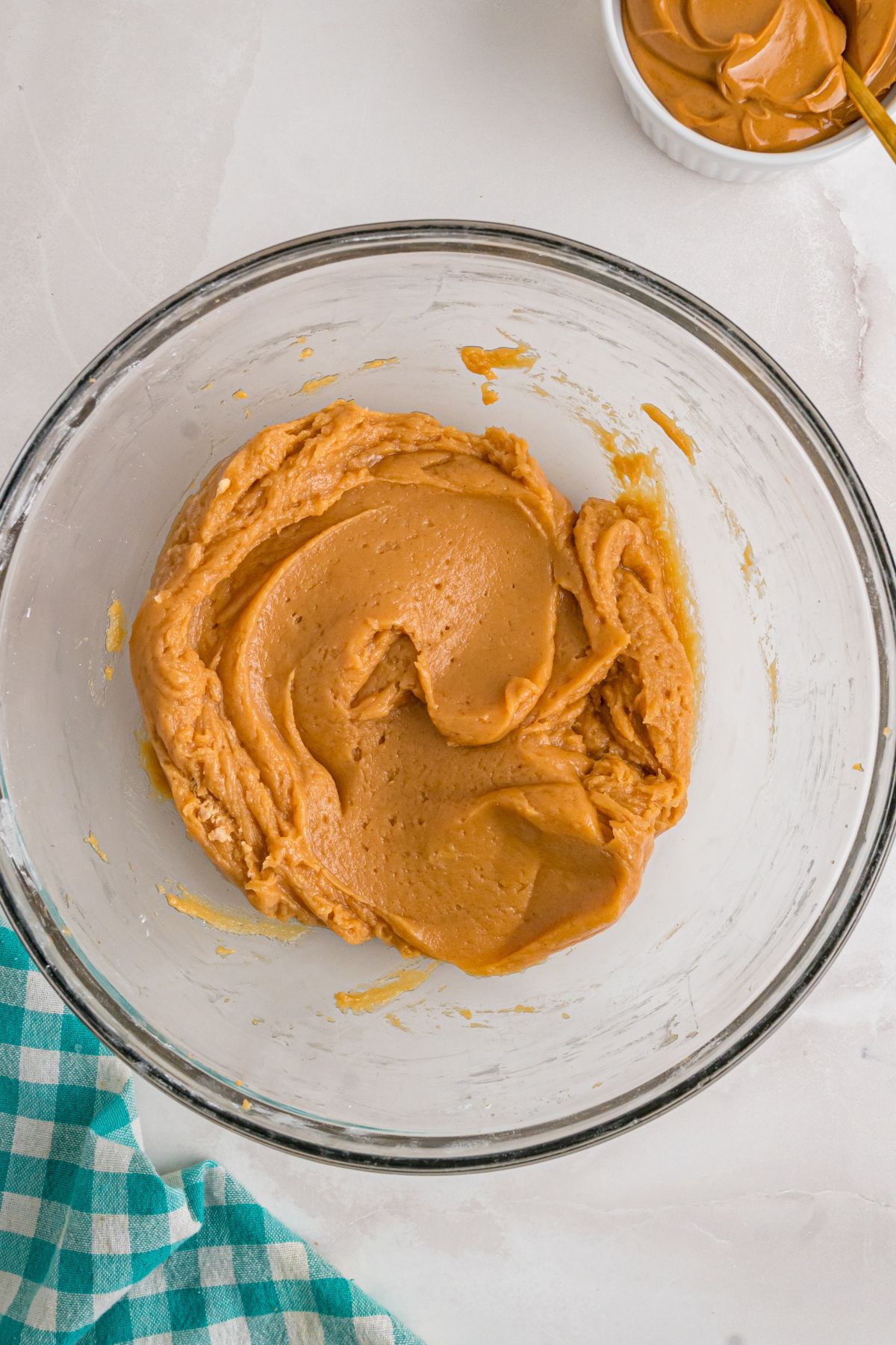 mix peanut butter and other ingredients in a bowl.
